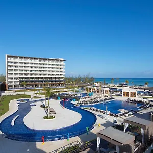 Resort Royalton Blue Waters Montego Bay, An Autograph Collection, Falmouth